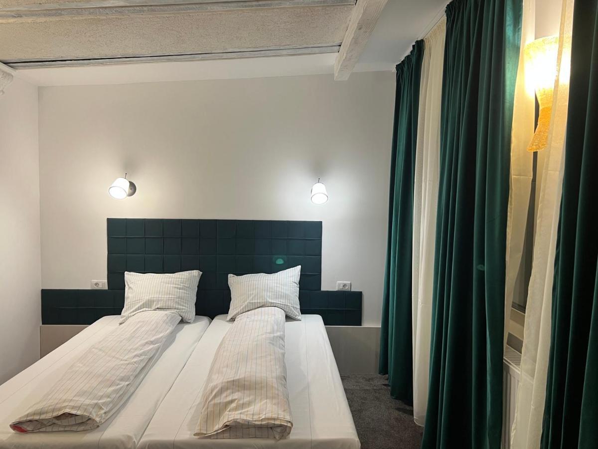 Sport Residence Bacău Esterno foto